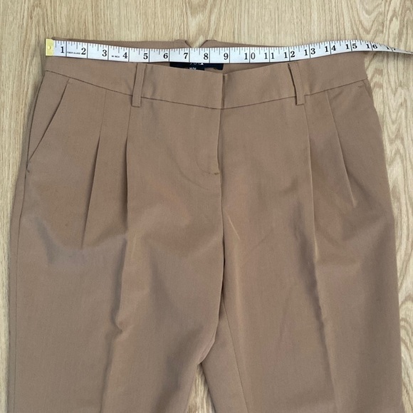 Classic Workwear Forever 21 Tailored Pants Preppy Neutral Trousers M Office Chic - Picture 5 of 12